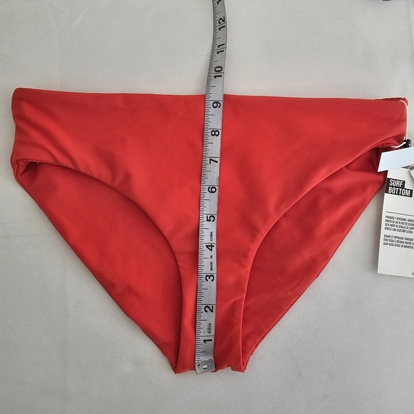 Hurley Red Bikini Bottom Women’s Small NWT Moderate Coverage Swim Surf Paddle - Picture 8 of 10